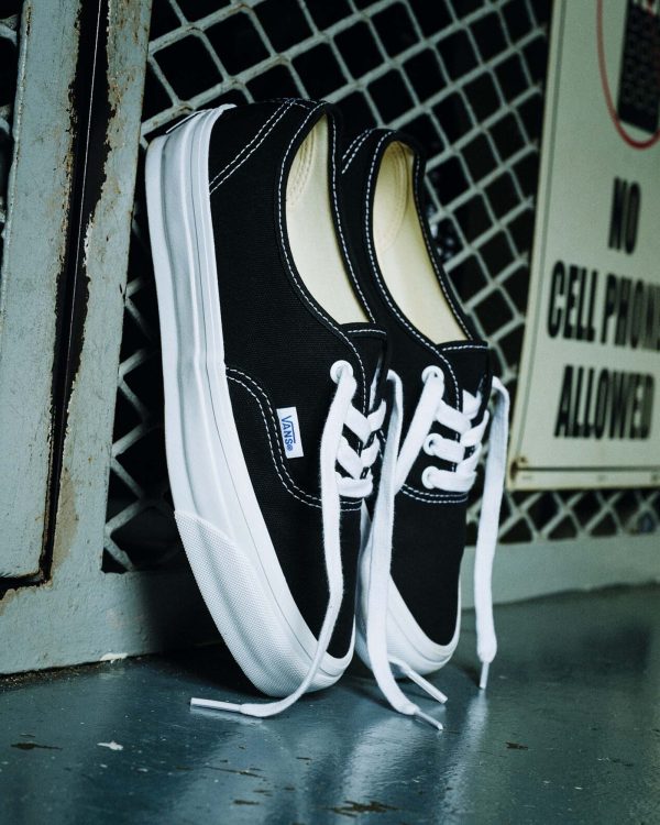 VANSのスニーカーおすすめ28選。人気モデルもラインナップ