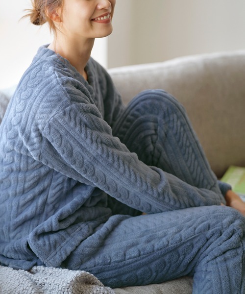 レディースファッションのイメージ