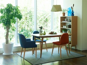 お部屋の雰囲気を決める。ダイニングテーブルの選び方とおすすめテーブル10選