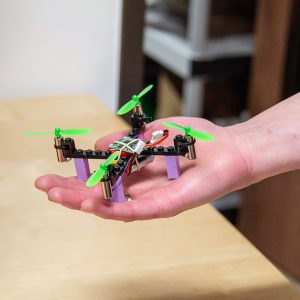 DIY魂炸裂！レゴで作れる本格ドローンキットで子どもも大人も大興奮