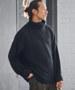 タートルネックのおすすめブランド11選。秋冬に活躍する定番着まわしアイテム