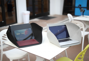 PCケースがプライベート空間に！持ち運び可能なワークスペース「Alcove」