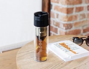 コーヒーを一刻も早く。フィルター付きドリップボトル「Soma Brew Bottle」