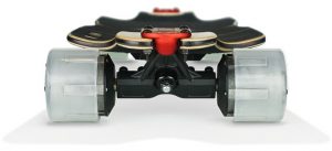 最大時速40km！運動性抜群のeスケボー「Dualomo Hybrid-X」