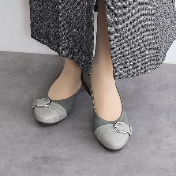 レディースファッションのイメージ