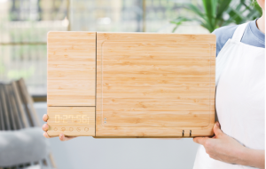 軽量から研ぎまで！便利なツール満載の多機能まな板「ChopBox」