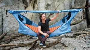 ソロキャンパーも必見！ハンモックとテントが融合した「Haven Tent」