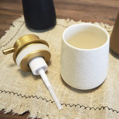 洗いやすさ・詰め替えやすさをチェック