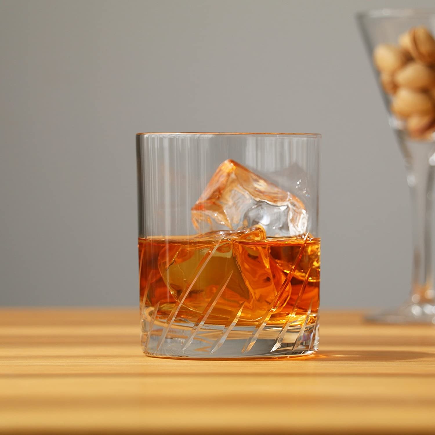 ロックグラスのおすすめ30選 ウイスキーを楽しもう