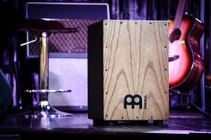 カホンのおすすめ19選。ストリートライブでも活躍するモデルをご紹介