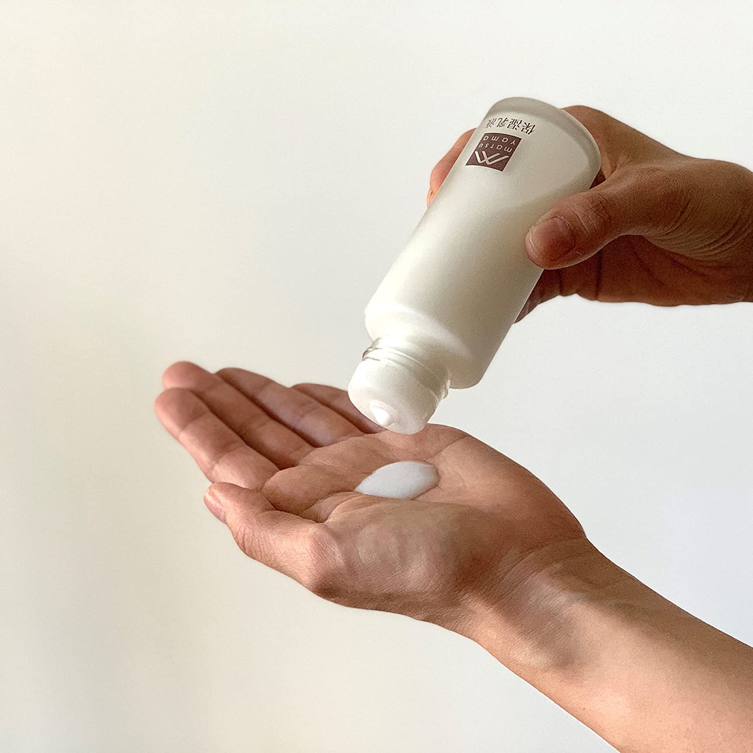 乳液のおすすめ37選 人気ランキングと適切な選び方 塗り方もご紹介