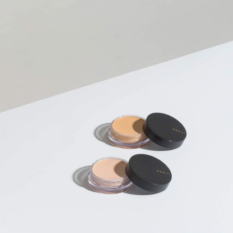 クリームコンシーラーのおすすめ11選。ぴたっと密着して肌悩みをカバーのアイキャッチ画像