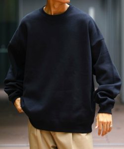 スウェットのおすすめブランド24選。トレンド感のあるおしゃれなスタイリングに