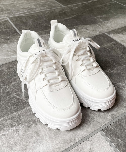 レディース 厚底スニーカーのおすすめランキング 人気のコーデもご紹介