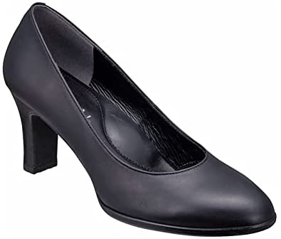 黒パンプスのおすすめブランド9選 ビジネス デイリーで使えるアイテムをご紹介