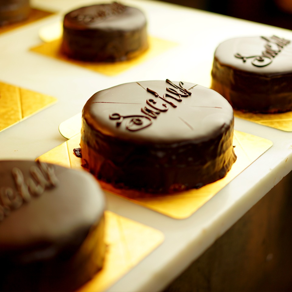 グッドイーツ(GOOD EATZ) 最高級糖質制限チョコレートザッハトルテ