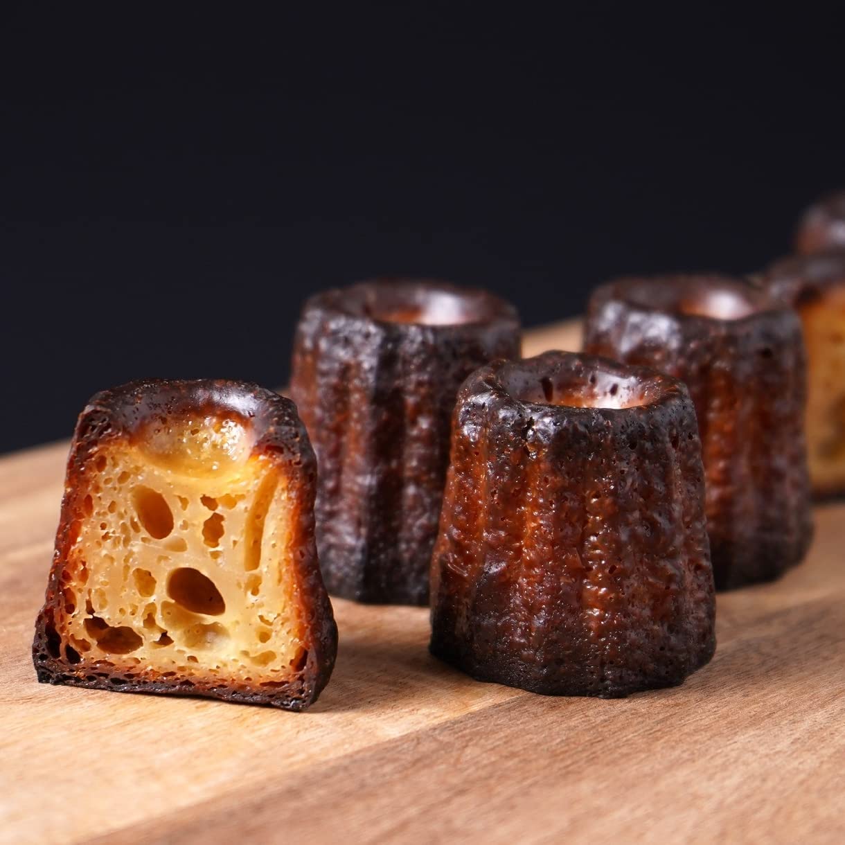 ル・ピックアシエット(Le-pique-assiette) おきてやぶりのカヌレ