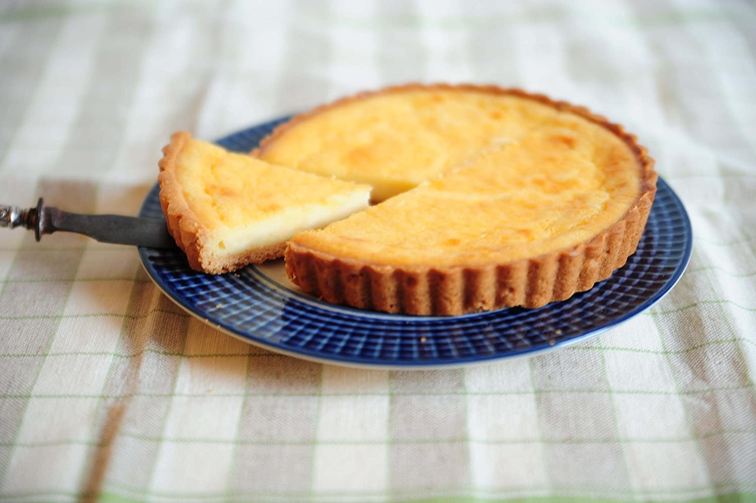 ハット・トリック ア・ラ・カンパーニュ(a la campagne) タルト・オ・フロマージュ