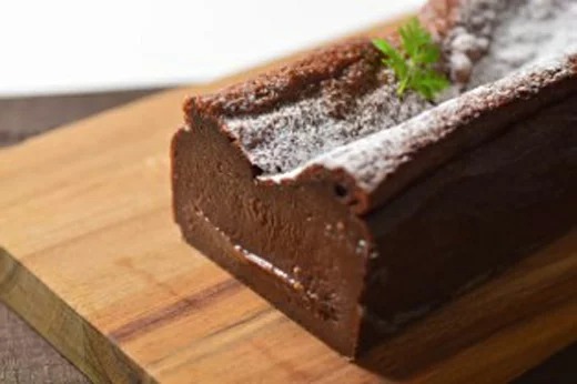 高知県宿毛市 ガトーショコラ 1本 5,000円