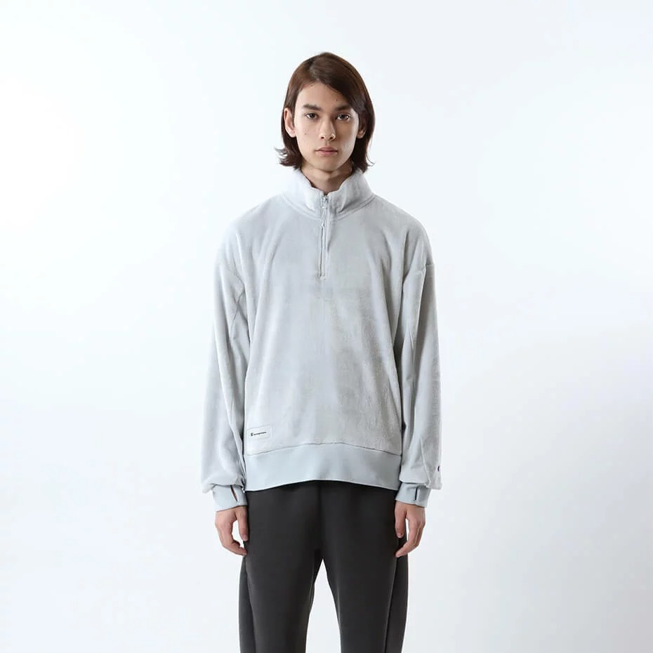 チャンピオン(Champion) ブラックエディション ハーフジップシャツ