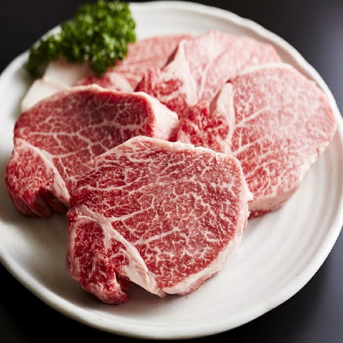 三重県松阪市 松阪牛1頭分 15,000,000円