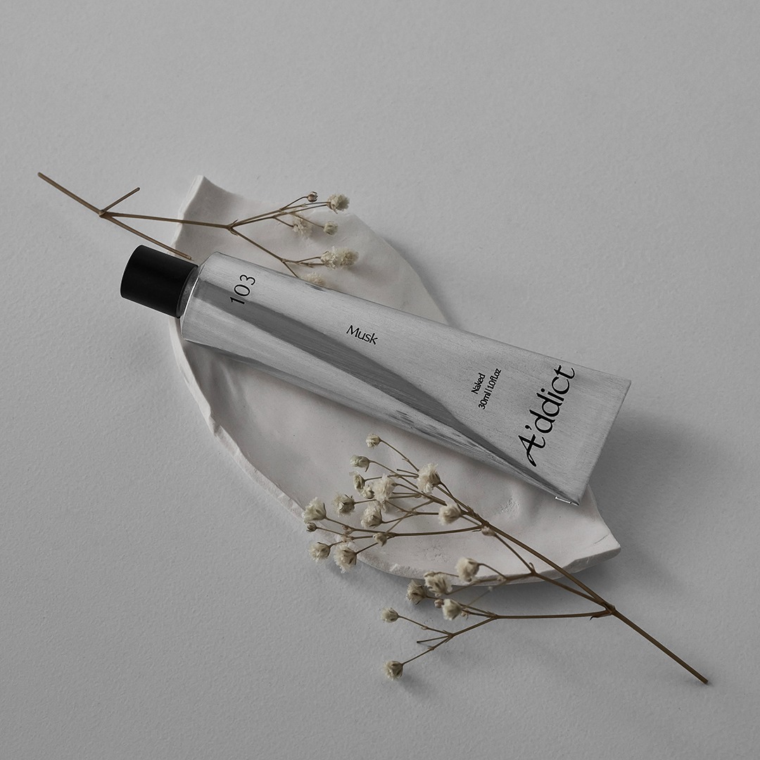 アディクト(Addict) ソリッドパフューム ネイキッドミュゲ313