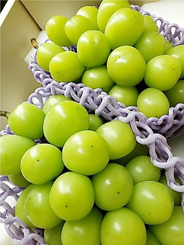 山梨県甲州市 新鮮産直 甲州市 シャインマスカット 3回定期便 35,000円