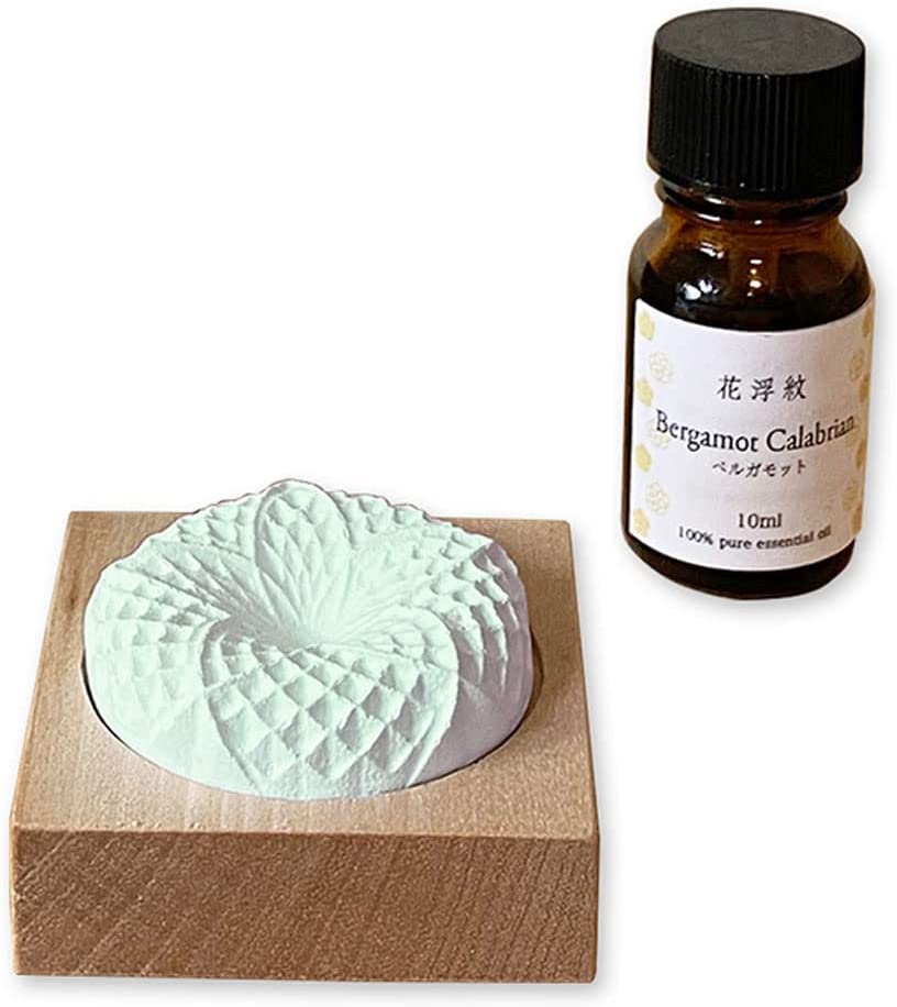 トスレ(tosle) 珪藻土アロマストーン 花浮紋