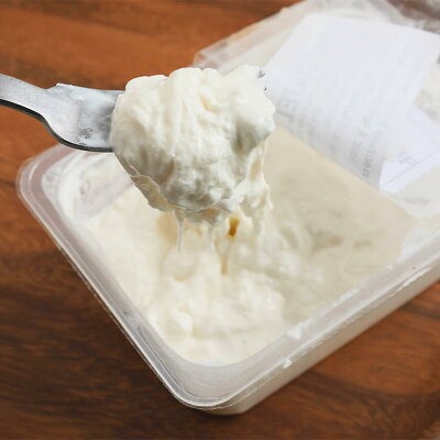 東京ヨーロッパ食材 ストラッチャテッラブラータ