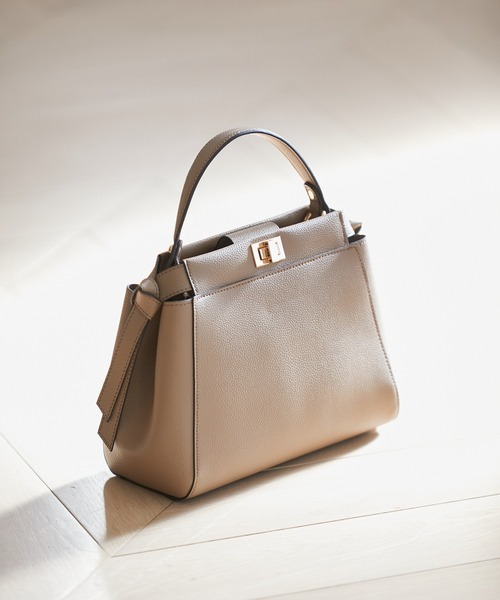 ビス(VIS) 2WAY ひねり金具サイドタイトートバッグ