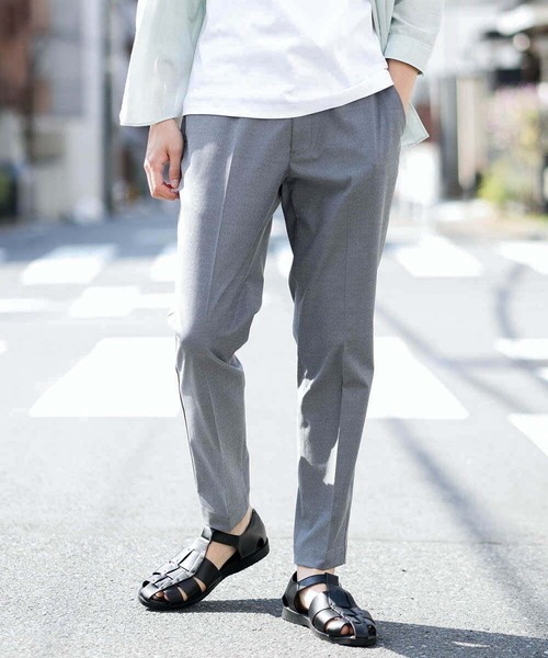 アーヴェヴェ(a.v.v) 軽撥水 接触冷感 スマートスラックス