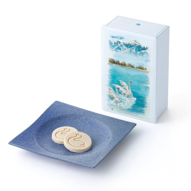 開運堂 白鳥の湖