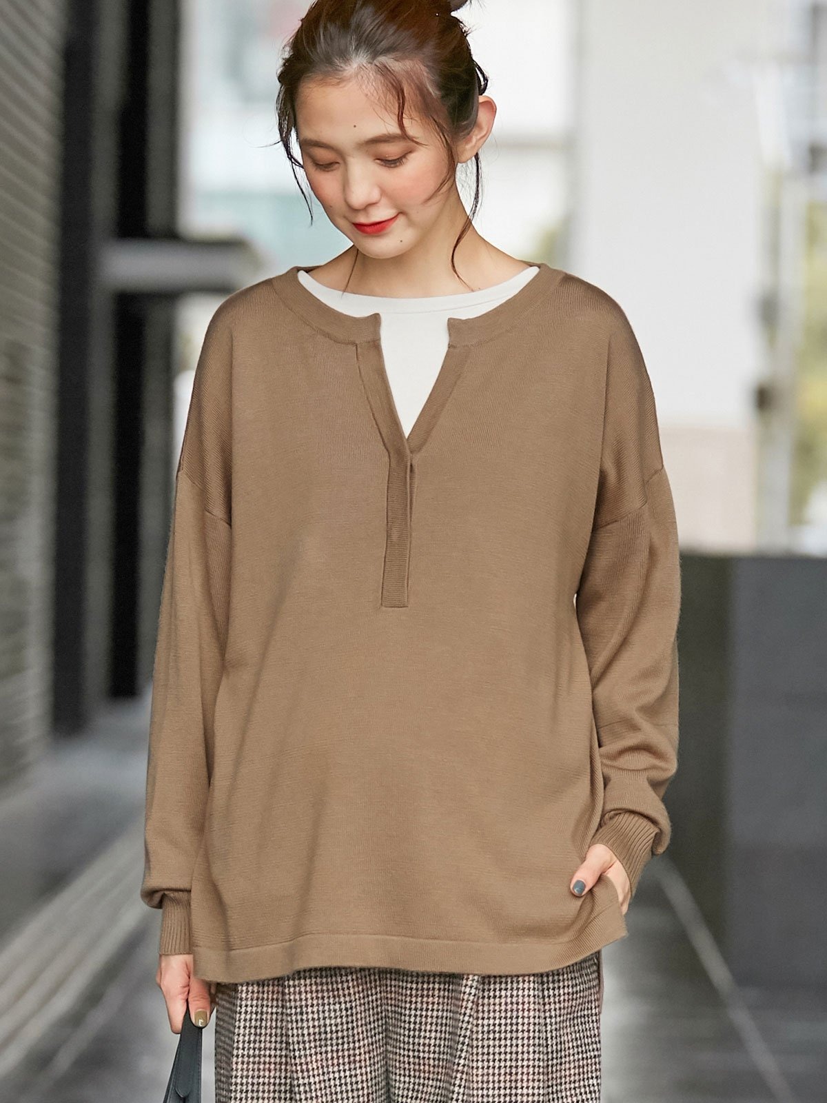 エンジェリーベ(ANGELIEBE) 抗菌・防臭加工 ウール混スリットネックニットトップス