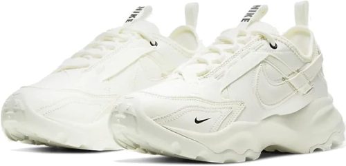 ナイキ(NIKE) TC 7900