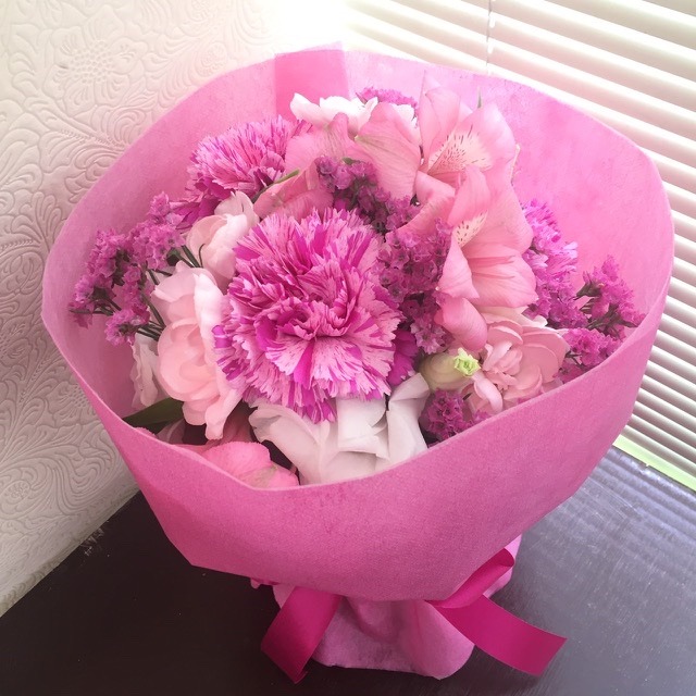 花小代 花瓶がいらない そのまま飾れる スタンディングブーケ