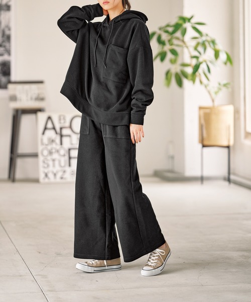 ランジェリーバイジーラ(Lingerie by GeeRA) 裏起毛パーカー&ワイドパンツセットアップ