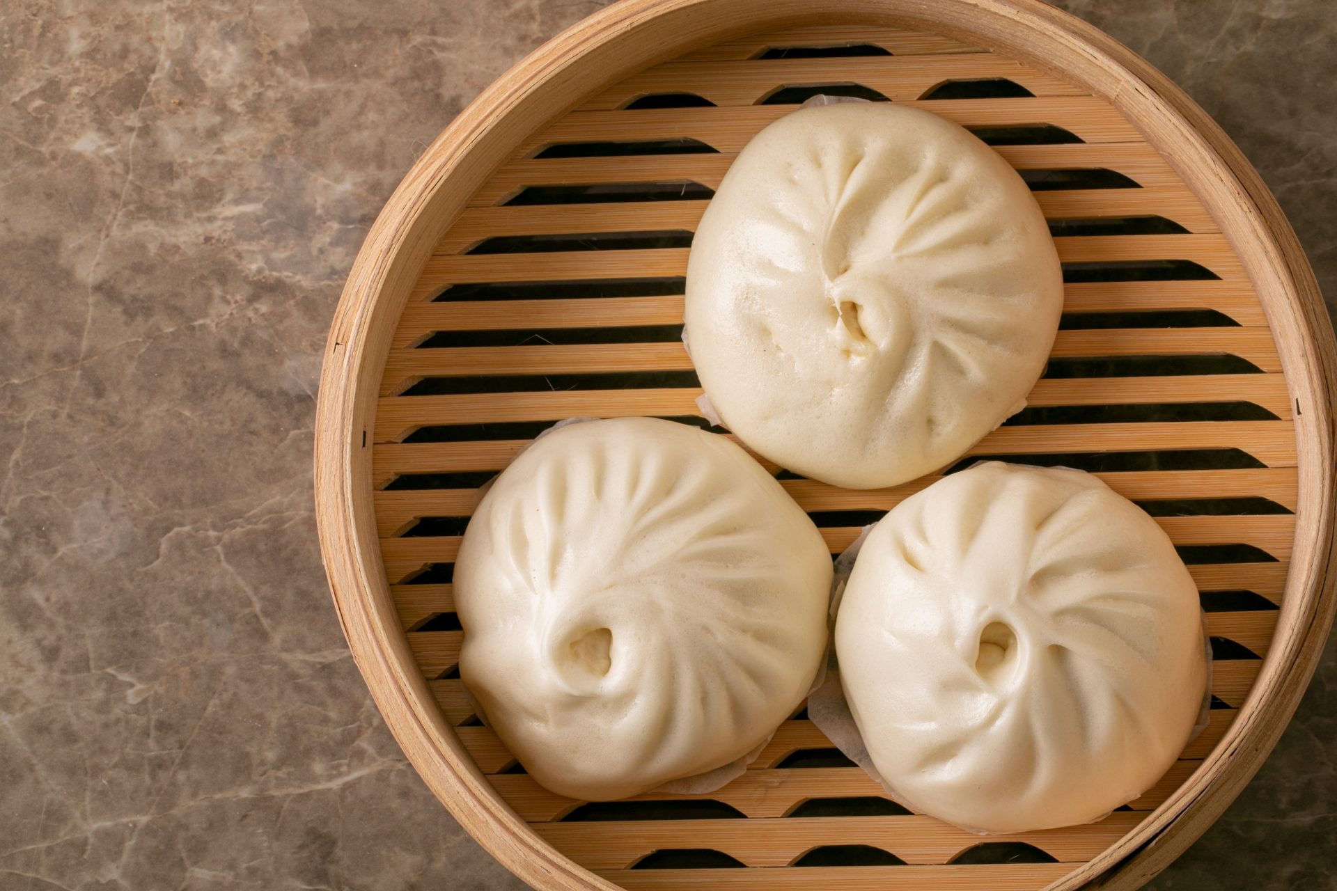 蓬莱本館 手作り豚まん