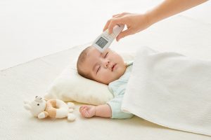 赤ちゃん用体温計のおすすめ12選。短時間で簡単に測定可能