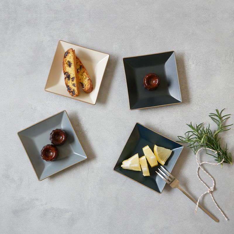 イーストテーブル(EAST table) 角小皿 9.5cm エッジライン 915-004