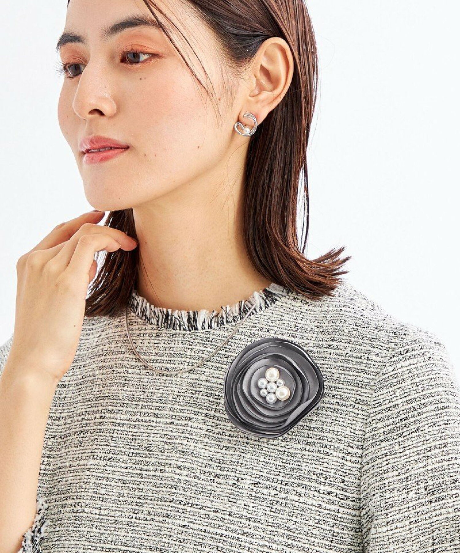 ユナイテッドアローズ グリーンレーベルリラクシング(UNITED ARROWS green label relaxing) フラットフラワー コサージュ