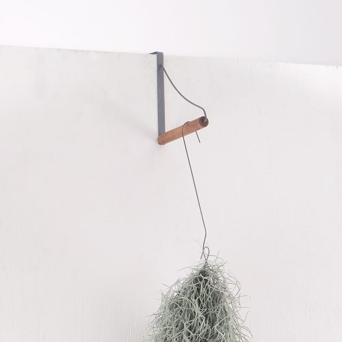 志成販売(shesay) 木とアイアンで出来たインテリアに馴染みやすいドアフック 423785