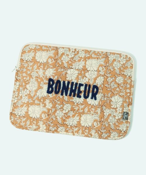 デイリークリップ(daily CLIP) ブークレ刺繍PCケース