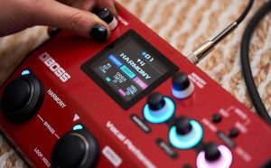 ボーカルエフェクターのおすすめ15選。ライブでも活躍するモデルをご紹介