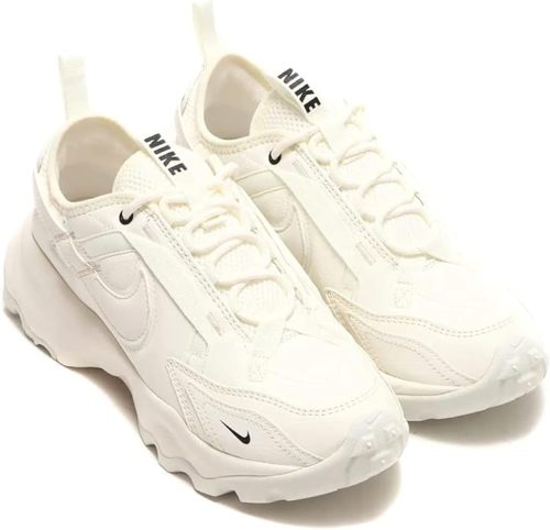 ナイキ(NIKE) TC 7900