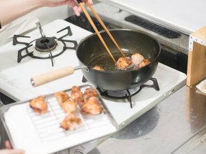 揚げ物フライパンのおすすめ21選。炒め物や煮物の調理にも活躍するアイテム