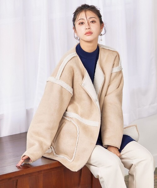 ティアクラッセ(Tiaclasse) 2WAYリバーシブルボアショートブルゾン