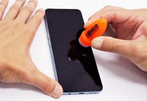 スマホコーティング剤のおすすめ15選。スマホの耐久性を高めるアイテム