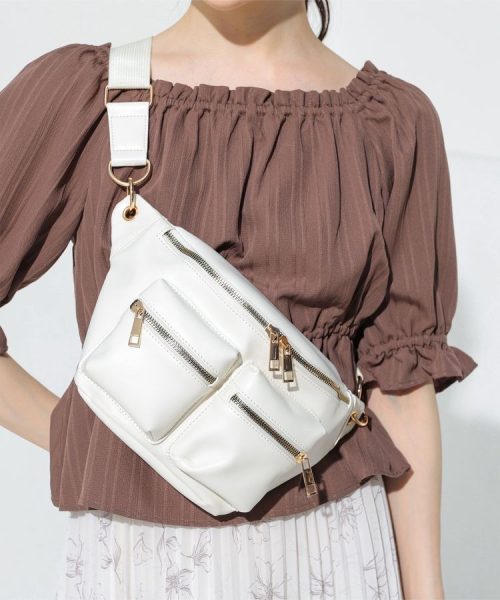 ハニーズ(Honeys) ポケット付きボディバッグ