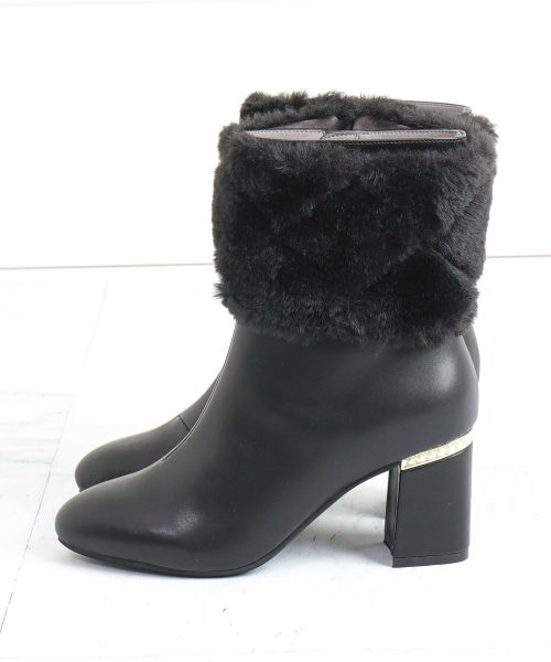 アルテミス バイ ダイアナ(artemis by DIANA) 2WAY ファー付きパールヒールショートブーツ