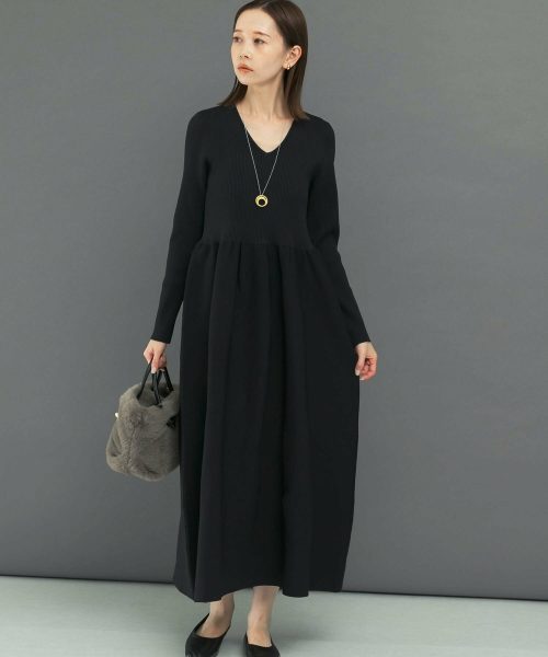 アーバンリサーチロッソ(URBAN RESEARCH ROSSO) フォルムシルエットVネックリブワンピース